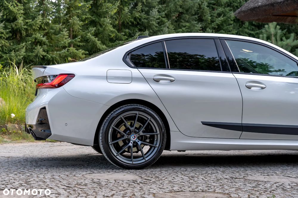 BMW Seria 3 320d xDrive mHEV M Sport - 16