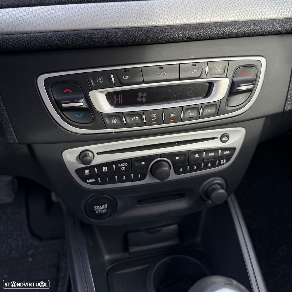 Renault Mégane Sport Tourer ENERGY dCi 110 Start & Stopp LIMITED - 8