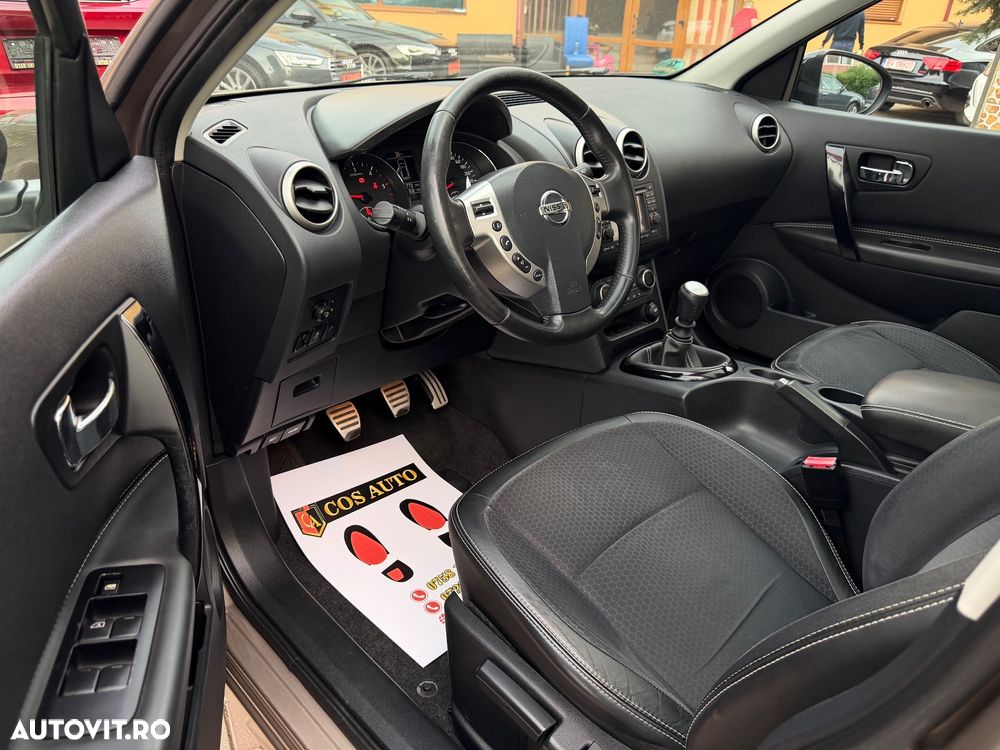 Nissan Qashqai 1.6 dCi DPF tekna - 11