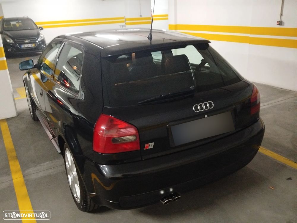 Audi S3 1.8 T quattro - 12