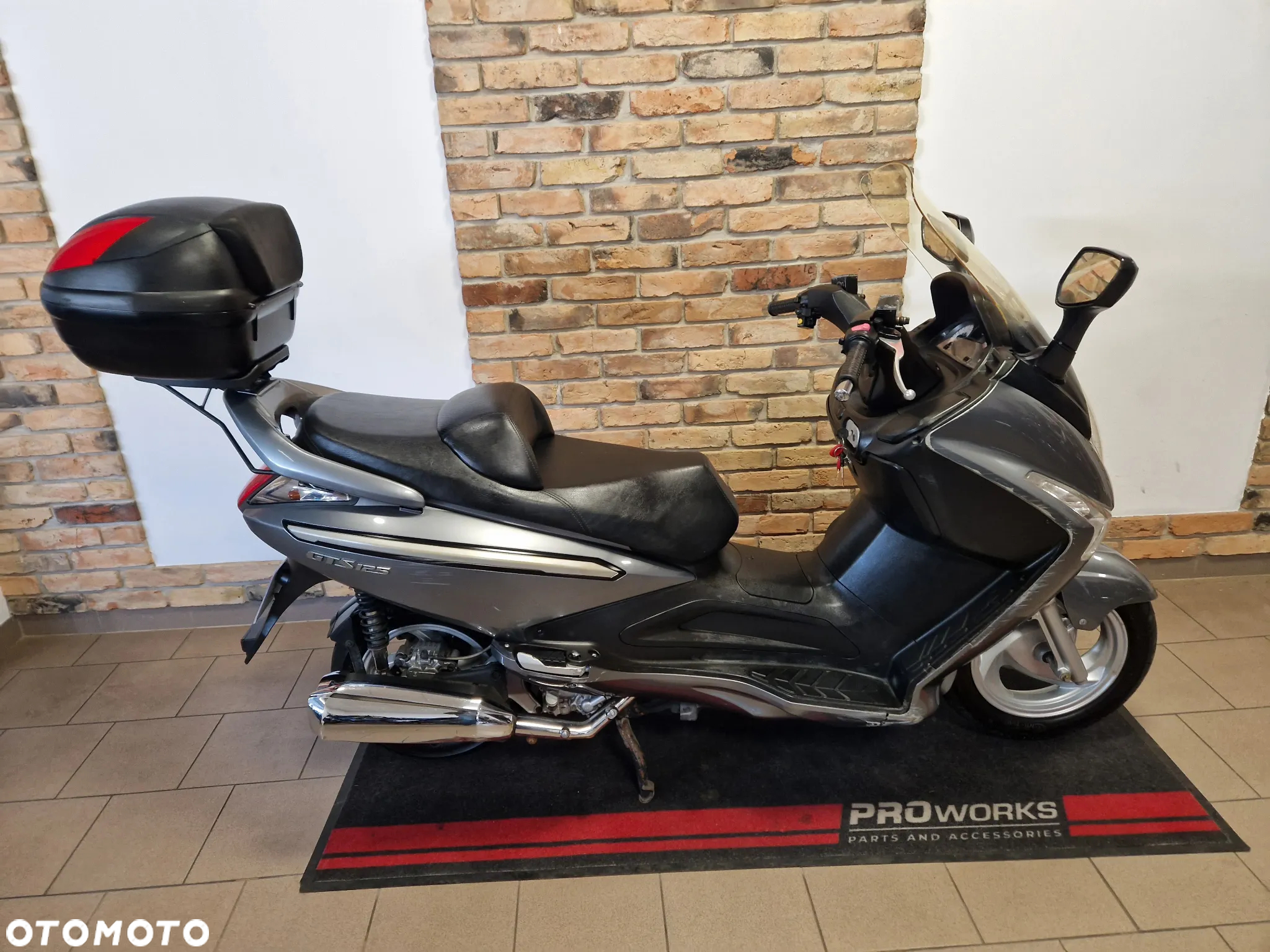 SYM GTS - 23