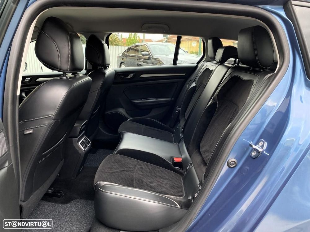 Renault Mégane Sport Tourer 1.5 dCi Intens - 32