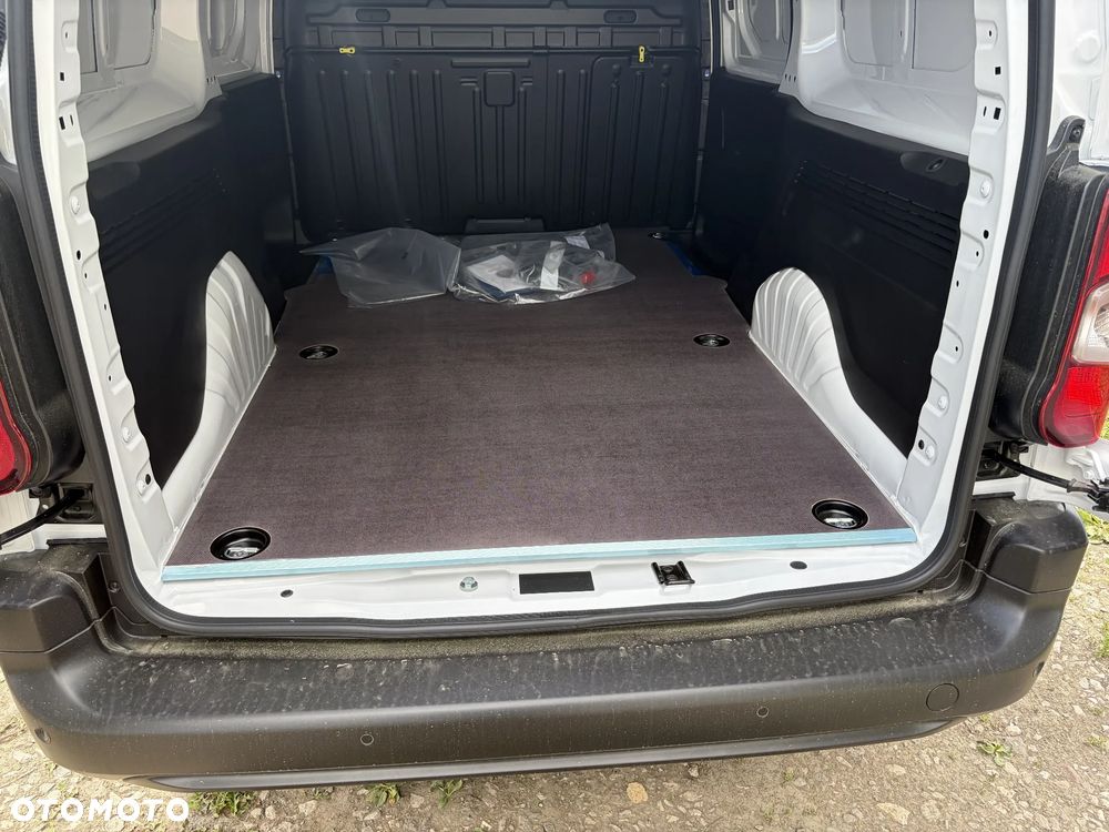 Fiat Doblo Van XL 130KM AT9 Seria 4 - 25