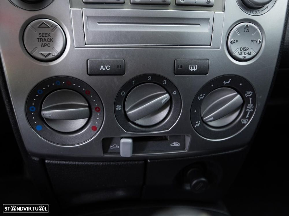 Mazda 2 - 15
