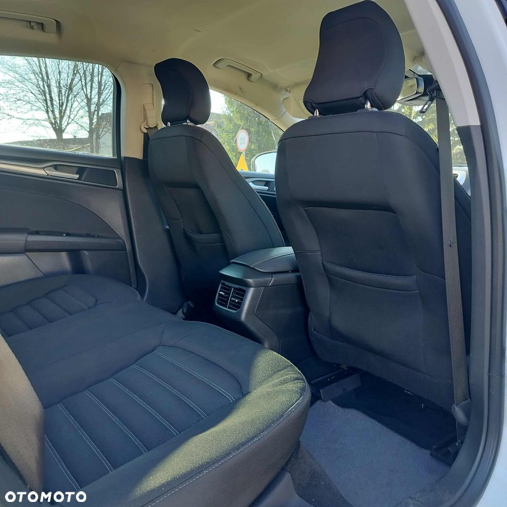 Ford Mondeo ver-2-0-tdci-titanium-powershift - 5