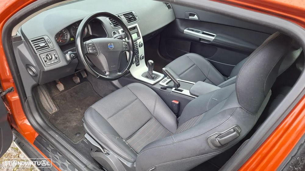 Volvo C30 1.6 D Drive Momentum - 9