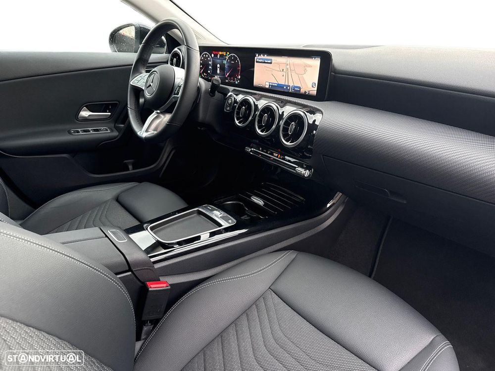 Mercedes-Benz CLA 180 d Shooting Brake Style Plus Aut. - 14