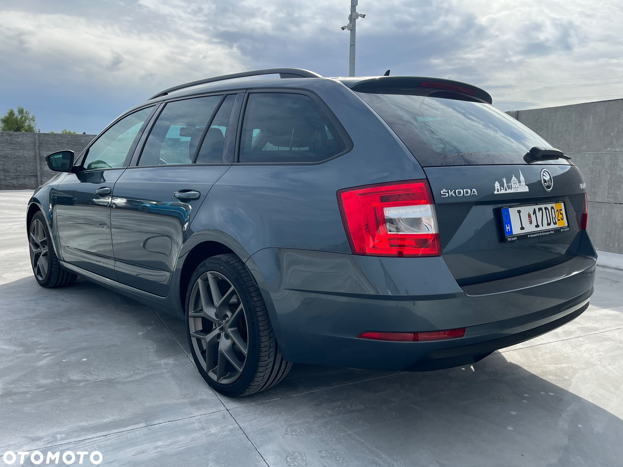 Skoda Octavia Combi 2.0 TSI DSG Clever - 6