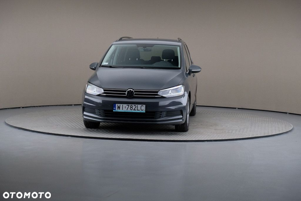 Volkswagen Touran - 3