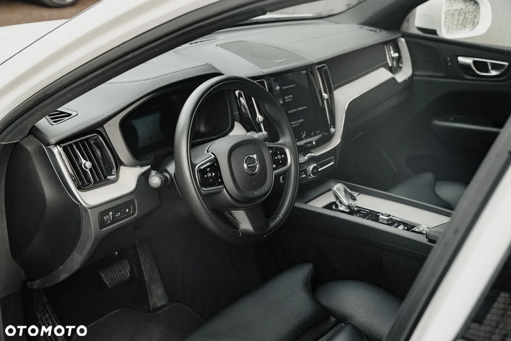 Volvo XC 60 T8 AWD Recharge Geartronic Inscription - 16