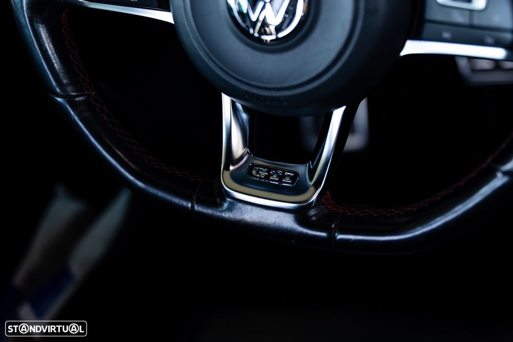 VW Golf GTI Performance BlueMotion DSG - 21