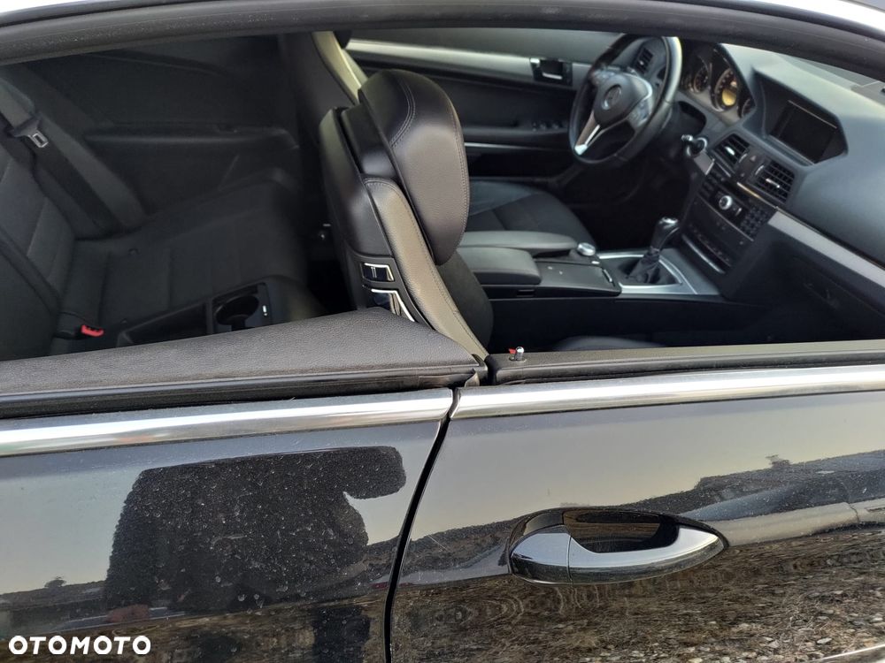 Mercedes-Benz Klasa E 220 CDI DPF BlueEFFICIENCY Avantgarde - 8