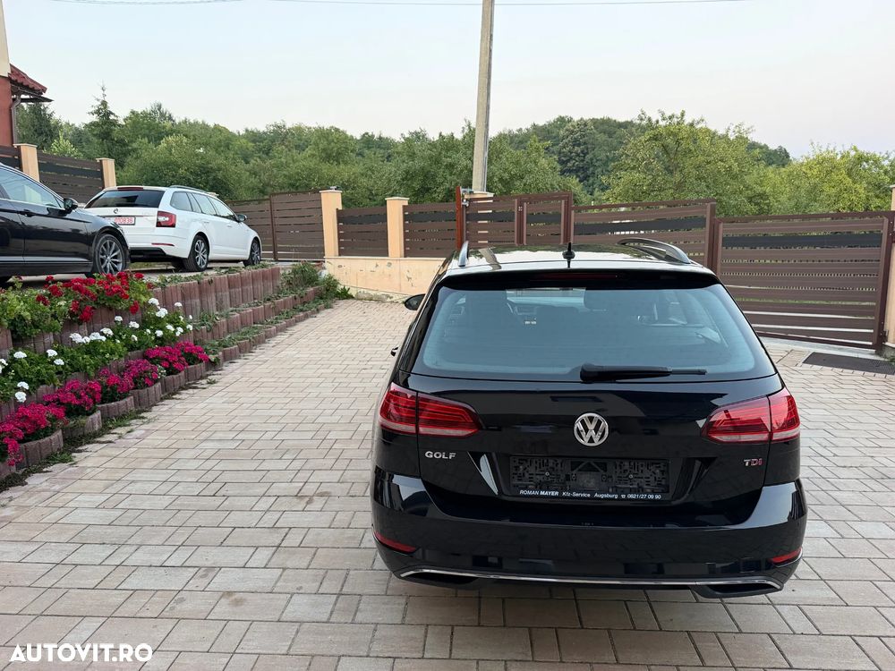 Volkswagen Golf 1.6 TDI DPF Comfortline - 18