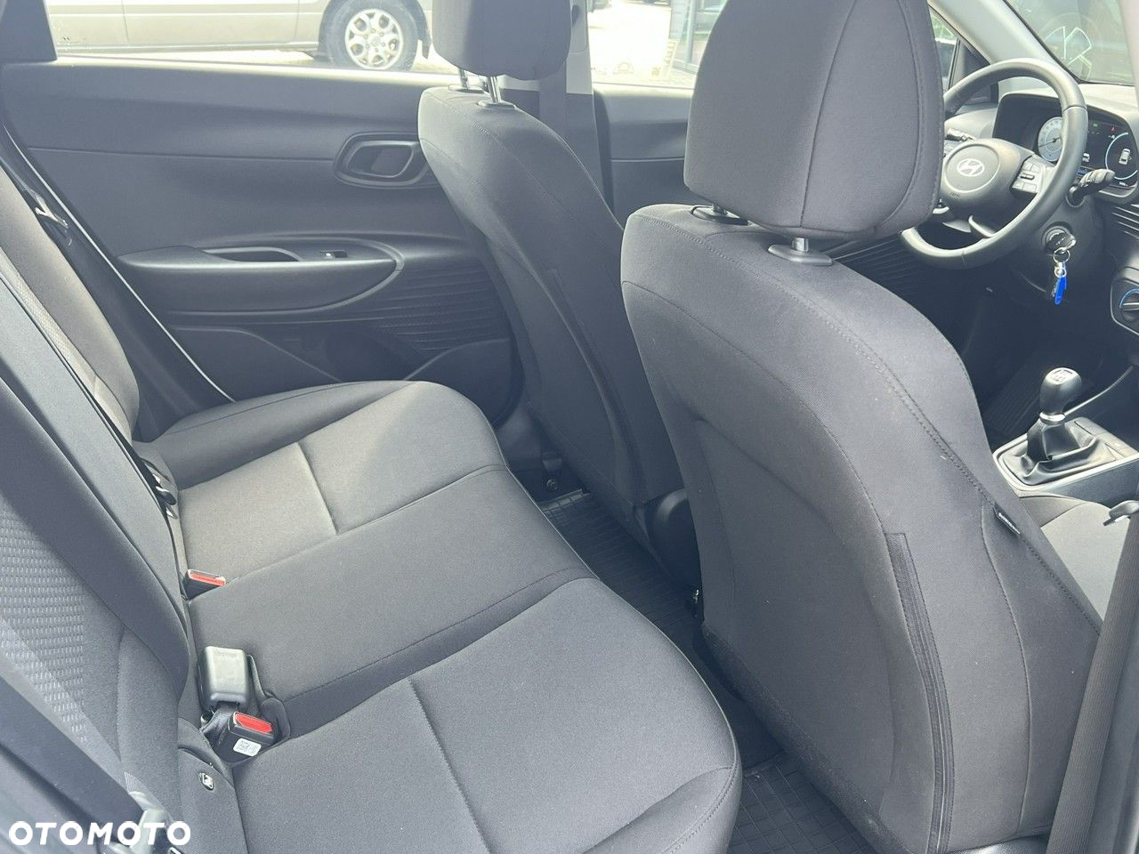 Hyundai i20 - 13