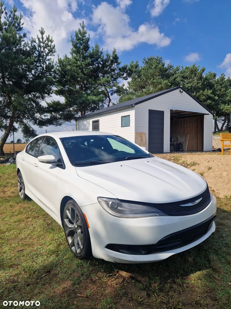 Chrysler 200 - 4