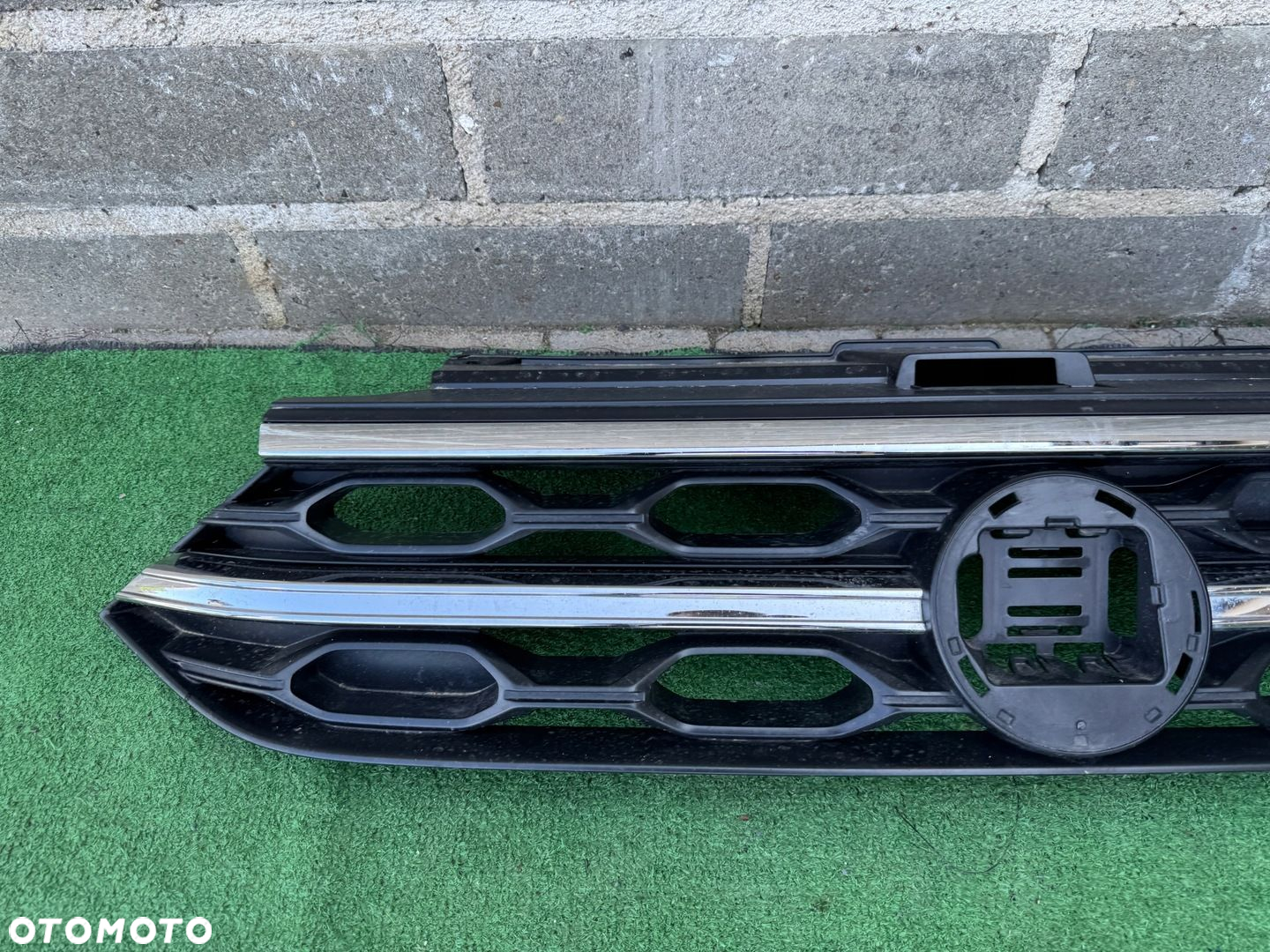VW T-ROC LIFT R-LINE 21- GRILL ATRAPA PRZÓD 2GA853653H 2GA853651 - 3