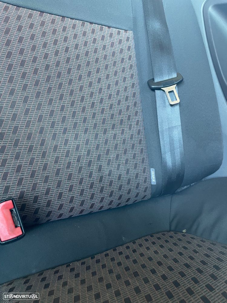 SEAT Ibiza 1.4 TDI DPF - 17