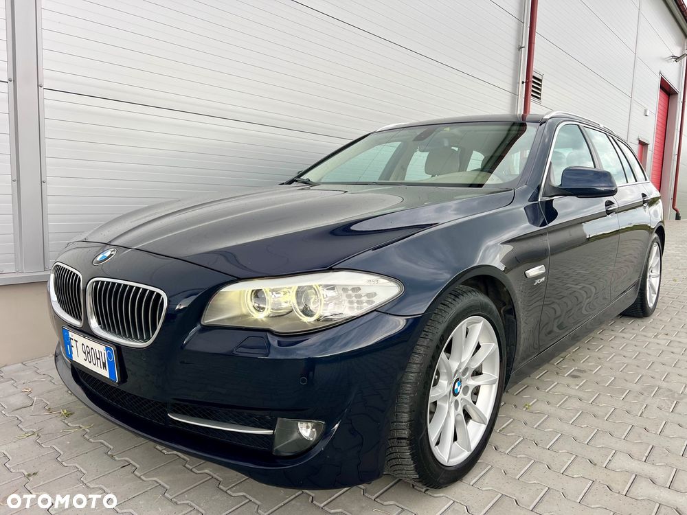 BMW Seria 5 530d xDrive Sport-Aut - 3