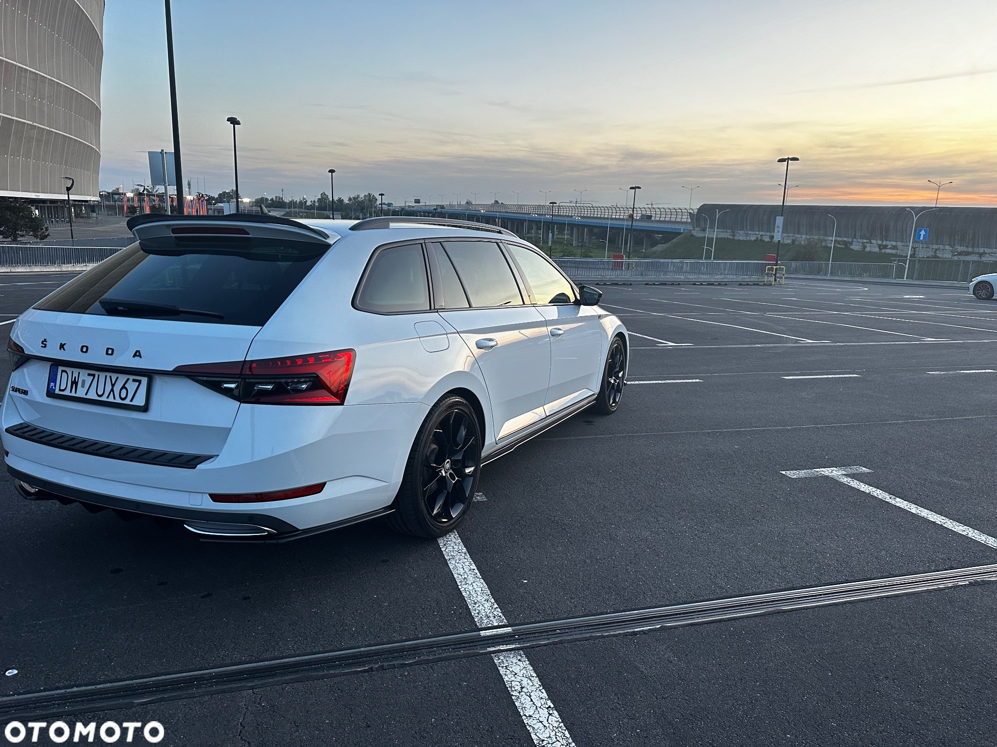 Skoda Superb 2.0 TSI Sportline DSG - 16