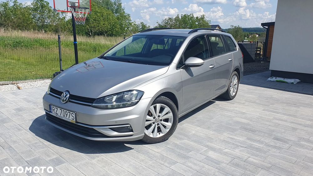 Volkswagen Golf 1.0 TSI BMT Comfortline - 1