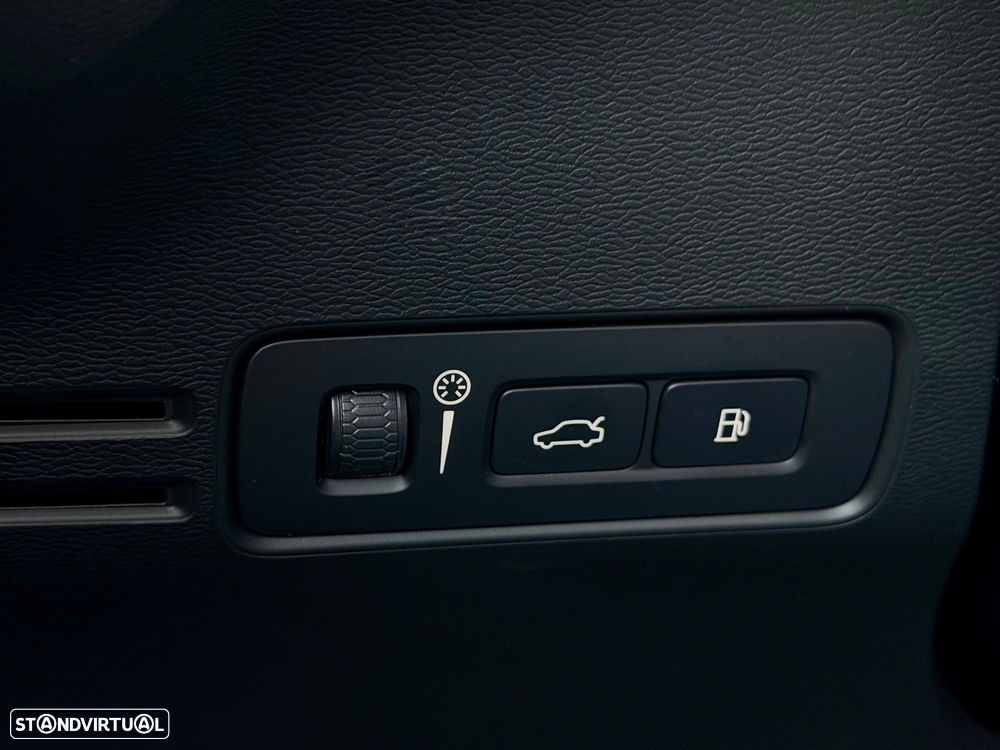 Volvo XC 40 1.5 T5 PHEV R-Design Expression - 21