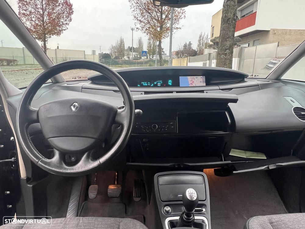 Renault Espace 2.0 dCi SE Travel 7L - 21