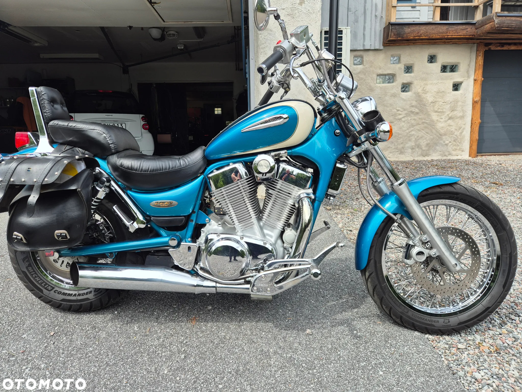 Suzuki Intruder - 2