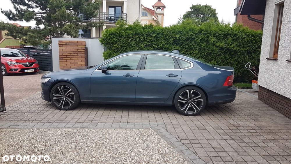 Volvo S90 D3 SCR Momentum Pro - 2