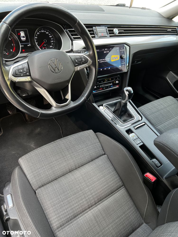 Volkswagen Passat 1.5 TSI EVO Comfortline - 20