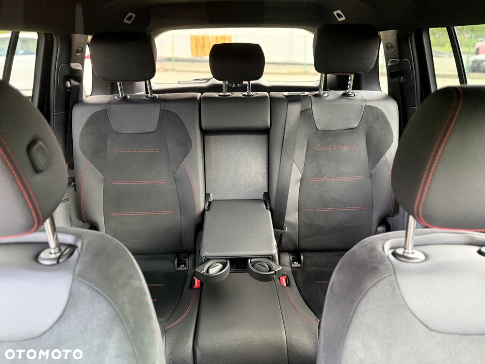 Mercedes-Benz GLB 200 d 8G-DCT AMG Line - 25