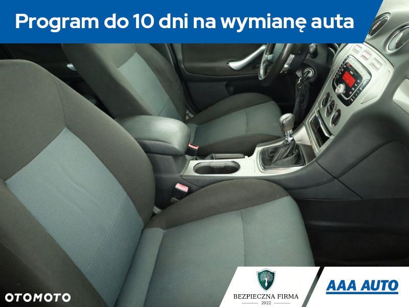 Ford Mondeo SW - 9