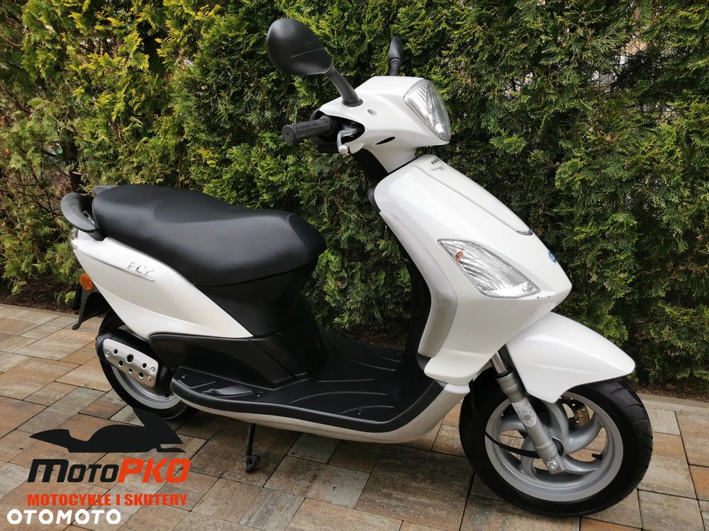 Piaggio FLY - 1