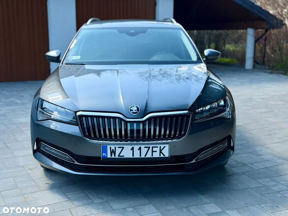 Skoda Superb 2.0 TDI SCR 4x4 Style DSG - 11