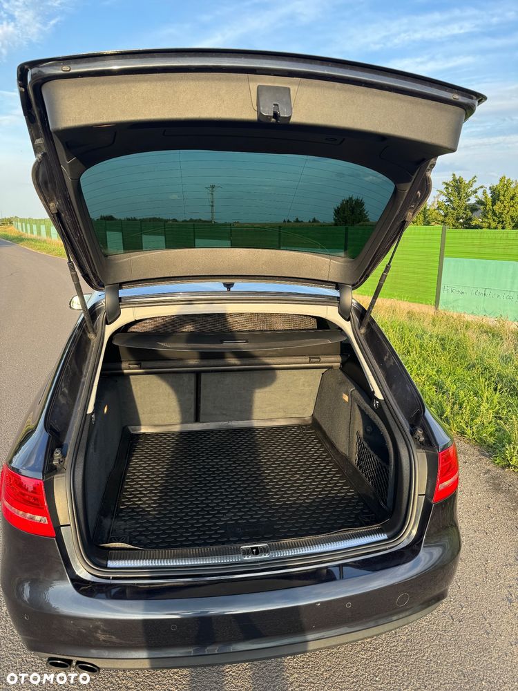 Audi A4 Avant 2.0 TDI DPF multitronic Ambiente - 9