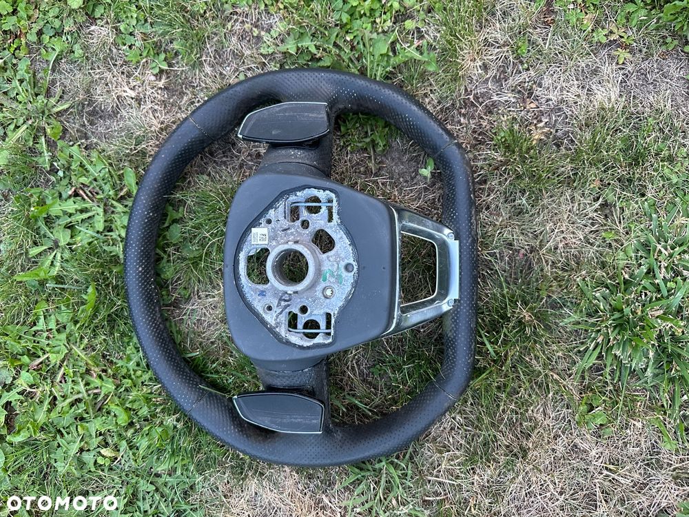Kierownica multifunkcyjna AUDI RSQ3 łopatki ścięty dół - 4