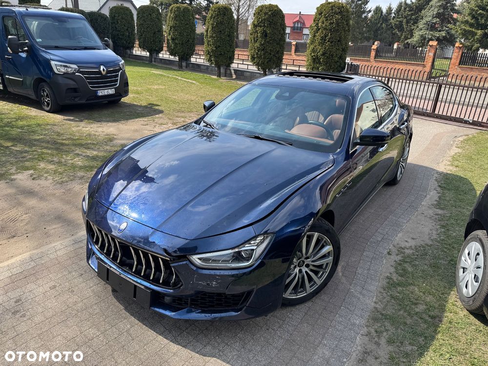 Maserati Ghibli GranSport - 9