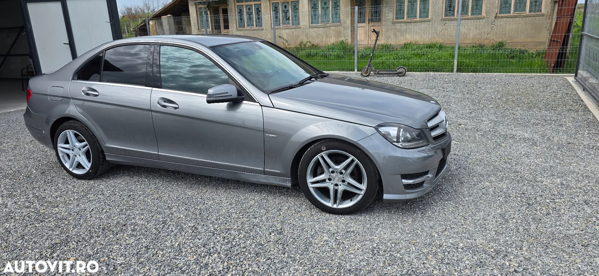 Mercedes-Benz C 250 (BlueTEC) d 4Matic 7G-TRONIC AMG Line - 4