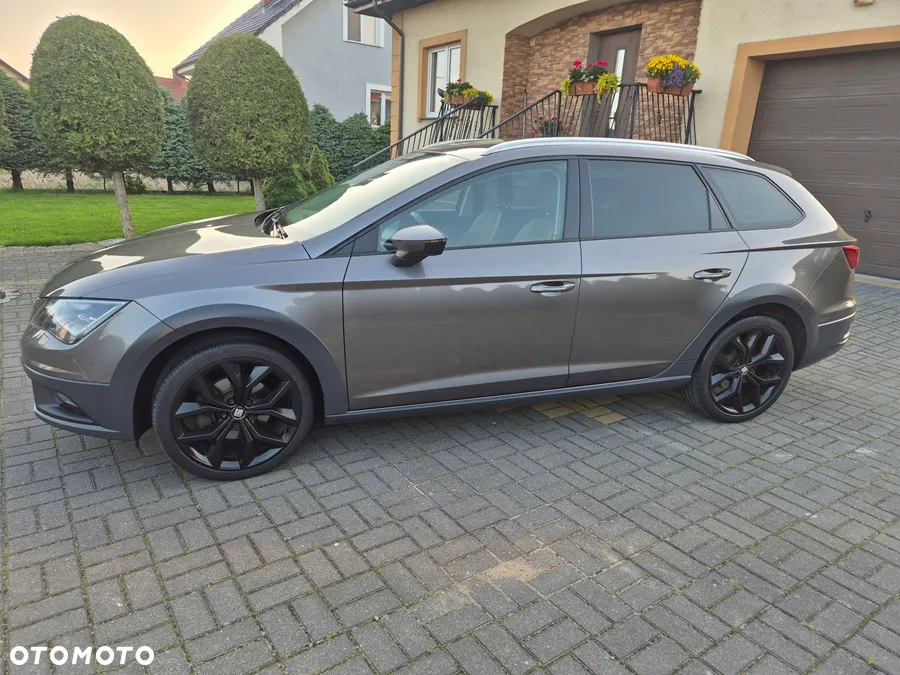 Seat Leon 2.0 TDI X-Perience S&S 4Drive - 12
