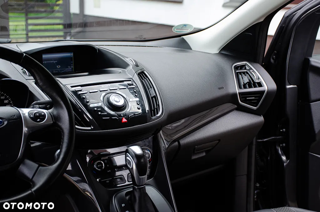 Ford Kuga 1.5 EcoBoost 4WD Titanium - 28
