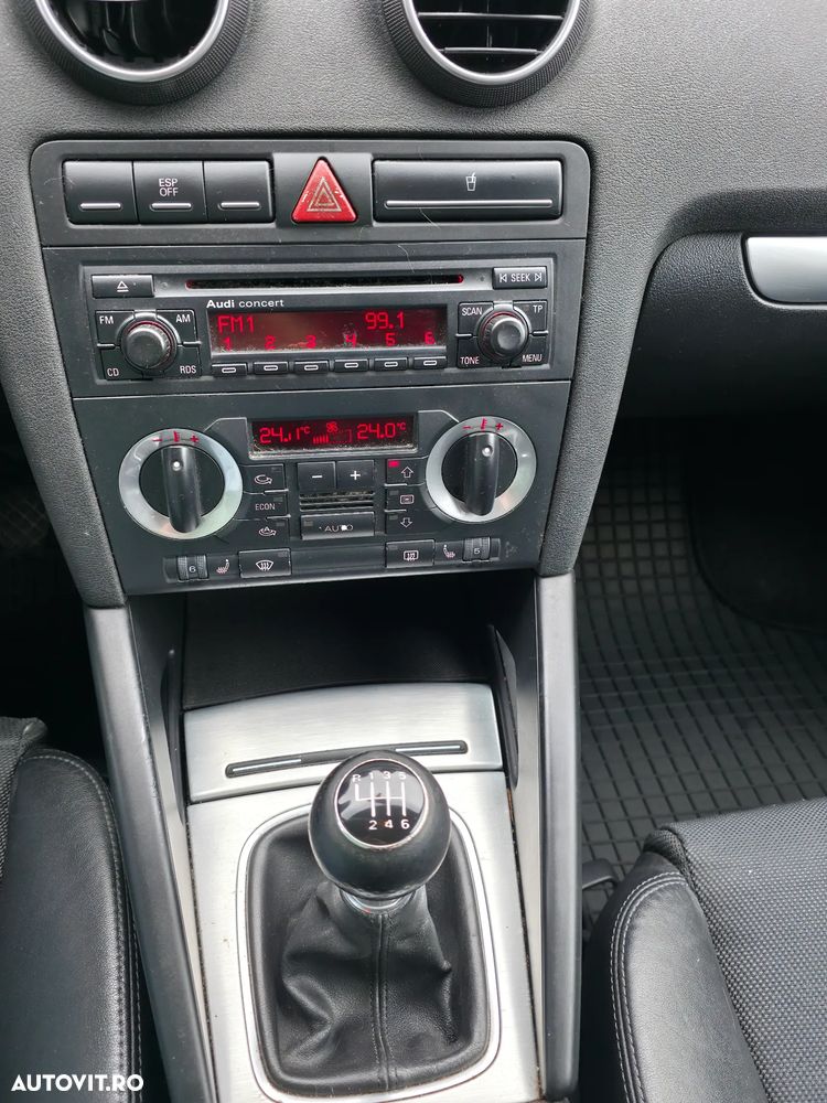 Audi A3 2.0 TDI ack S line Sportpaket plus - 9