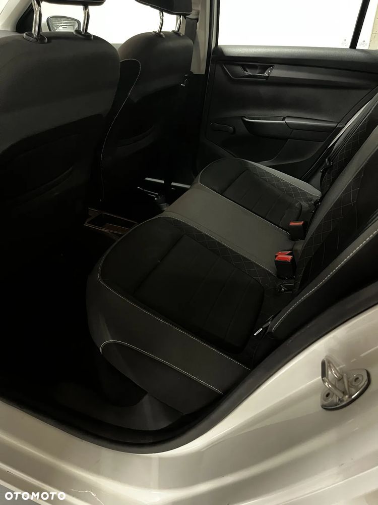 Skoda Fabia 1.0 Ambition - 10