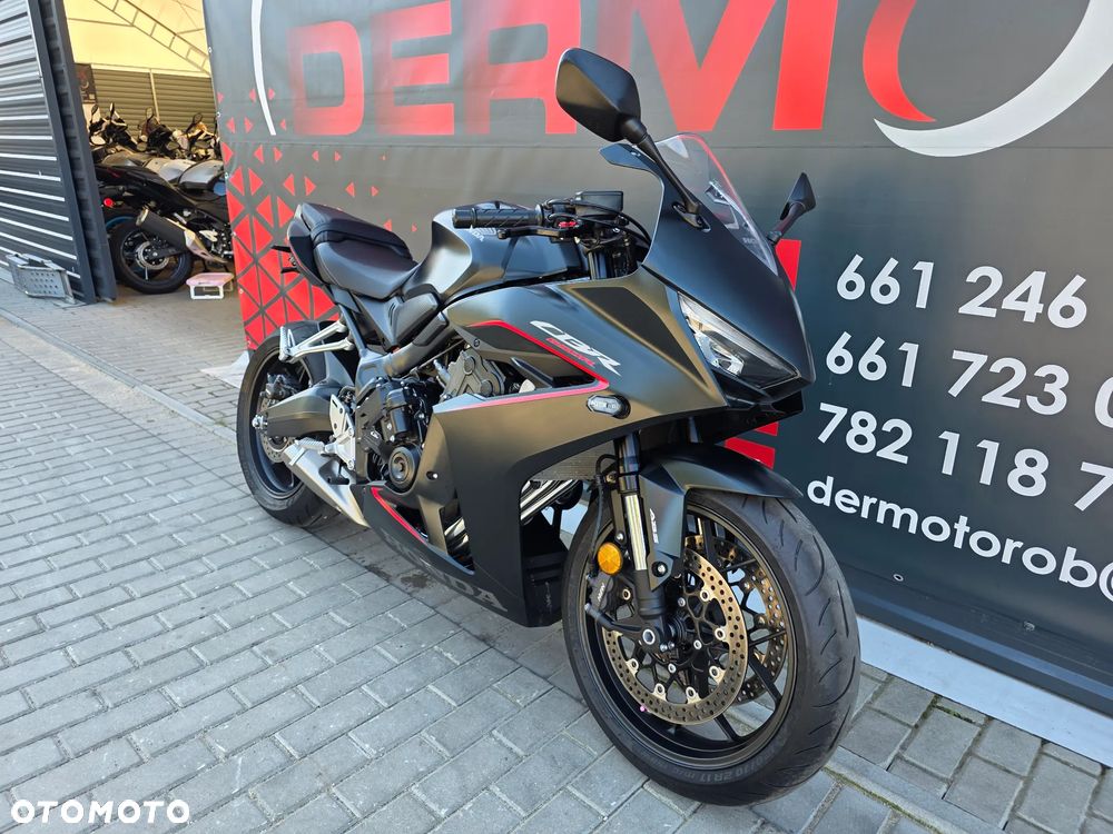 Honda CBR - 24