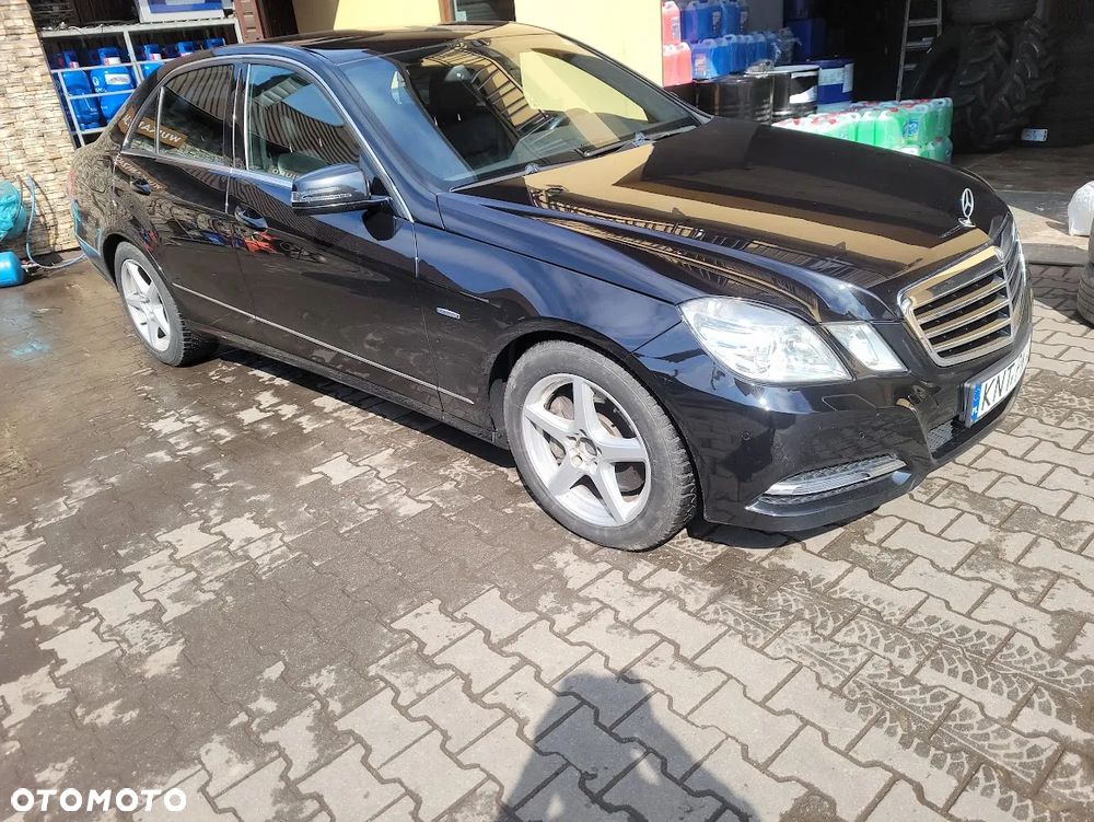 Mercedes-Benz Klasa E 350 CDI 4-Matic BlueEff Elegance - 13