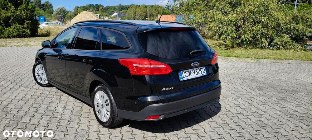 Ford Focus Turnier 1.5 EcoBlue Start-Stopp-System ACTIVE X - 4
