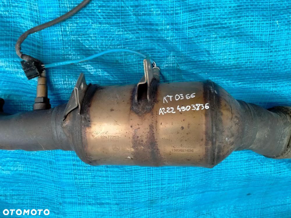 MERCEDES W222 W217 A2224903736 A2224903836 PRAWY LEWY Katalizator SONDA - 2