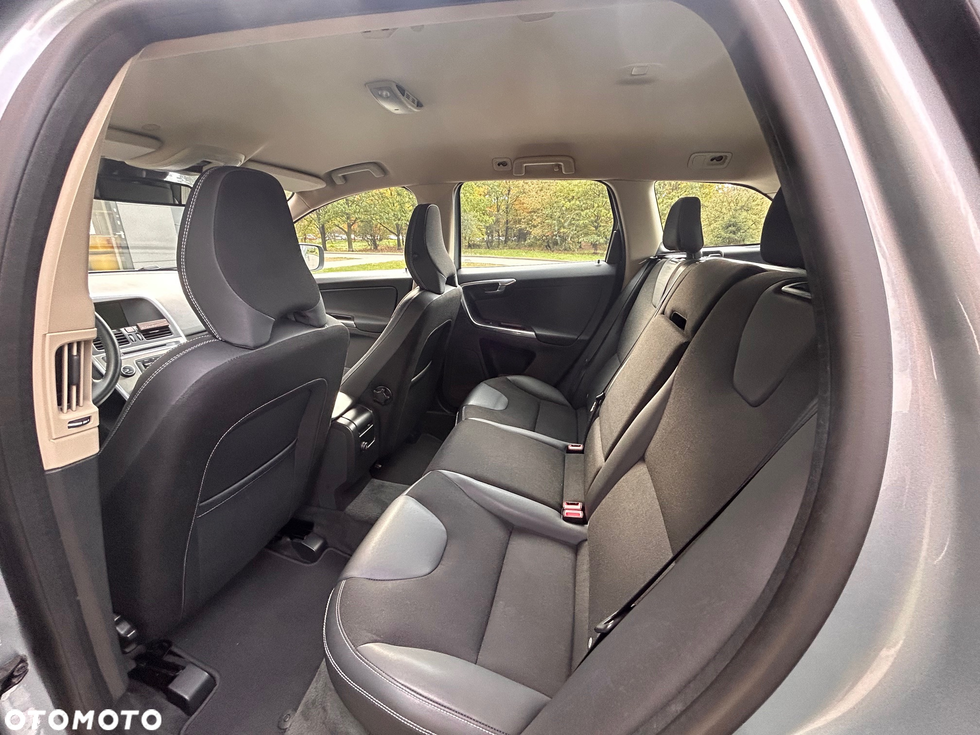 Volvo XC 60 - 31