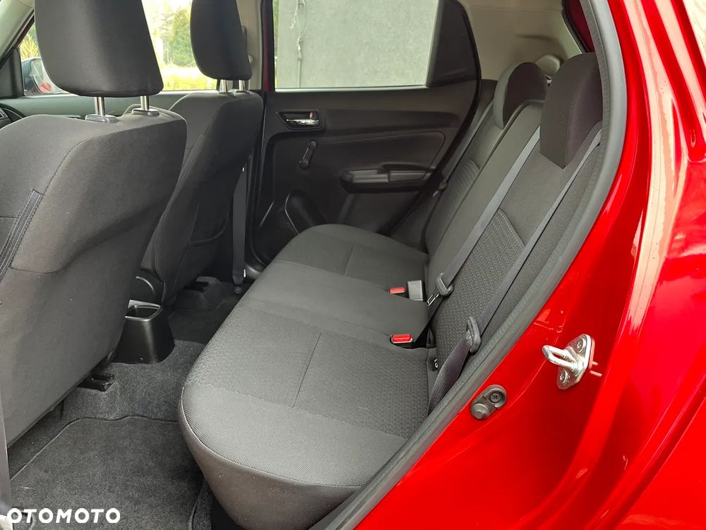 Suzuki Swift 1.2 Dualjet Allgrip Comfort - 14