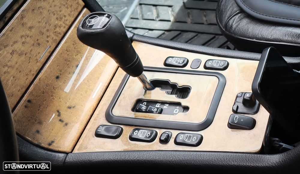 Mercedes-Benz E 220 - 21