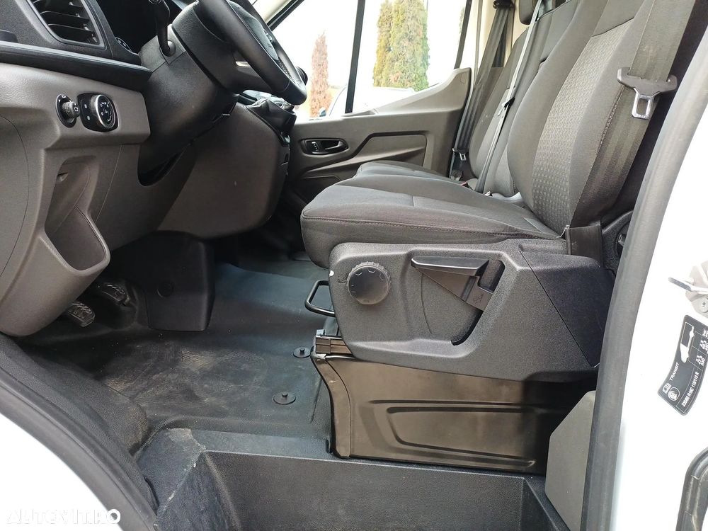 Ford Transit - 9