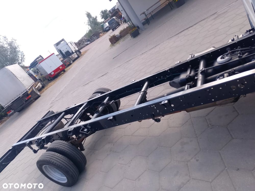 Iveco Daily 3.0 nowy silnik, bliźniak, długa rama - 5